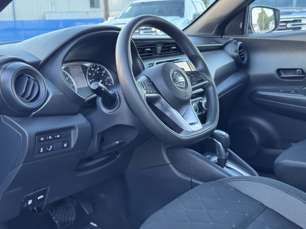 2020 Nissan Kicks Image 12