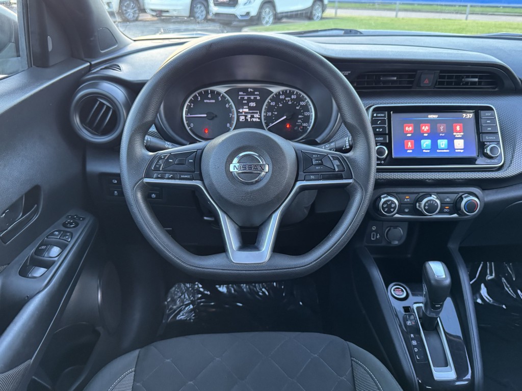 2020 Nissan Kicks Image 14