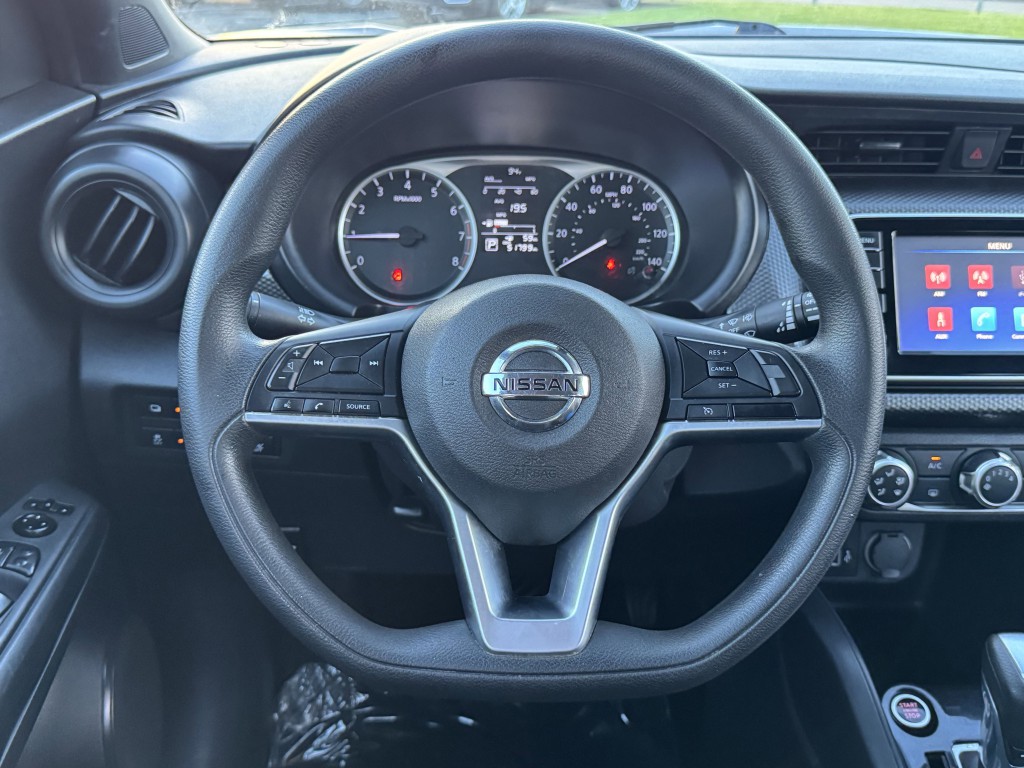 2020 Nissan Kicks Image 15