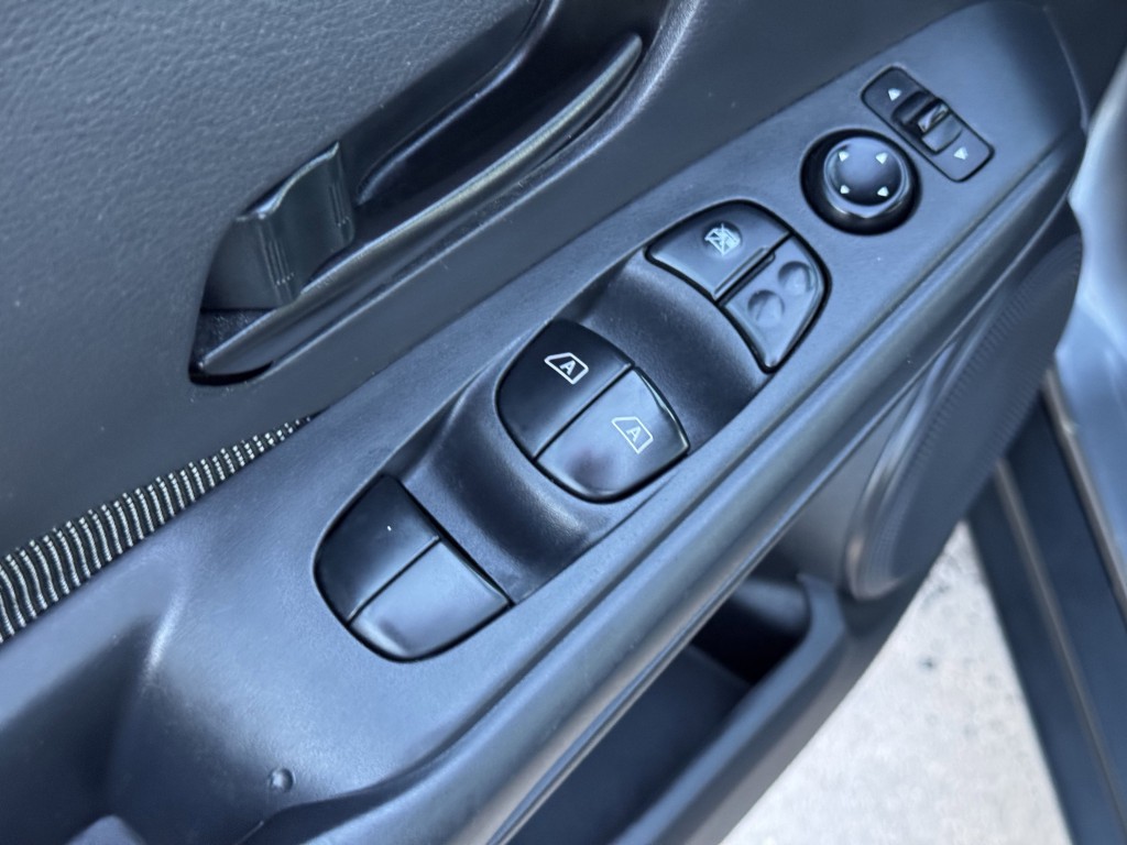 2020 Nissan Kicks Image 20