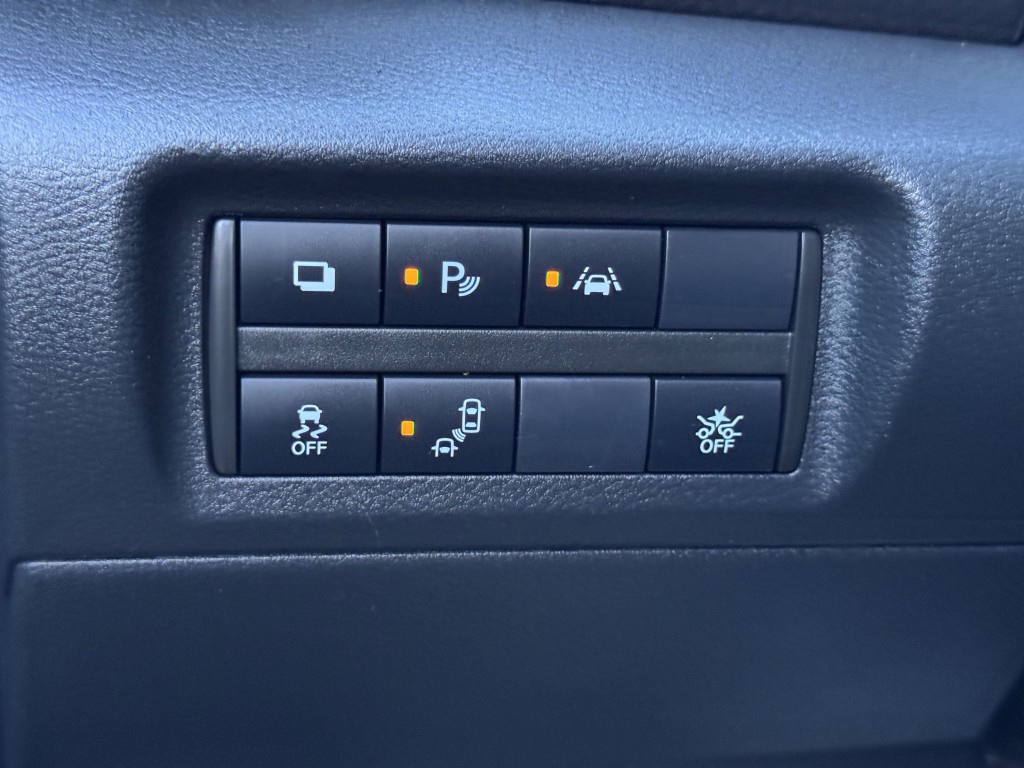 2020 Nissan Kicks Image 25