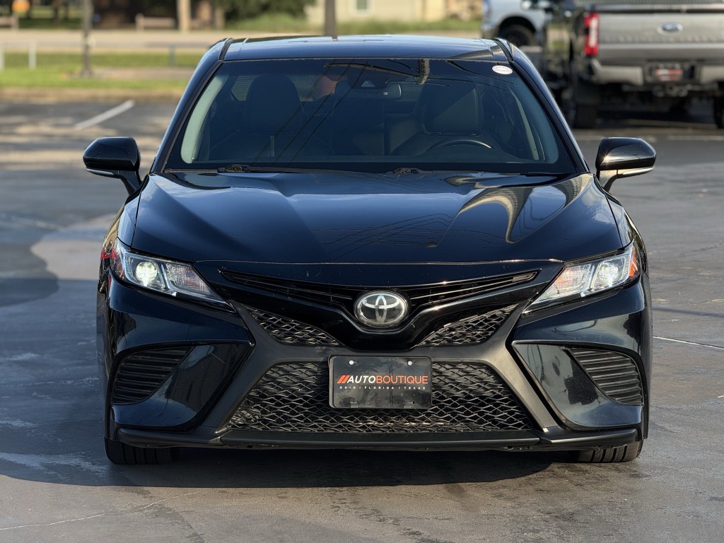 2018 Toyota Camry Image 6