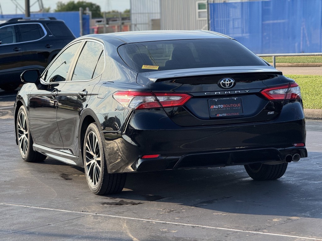 2018 Toyota Camry Image 8