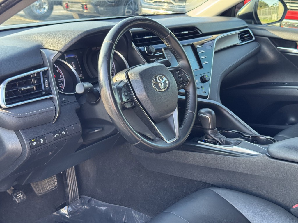 2018 Toyota Camry Image 11