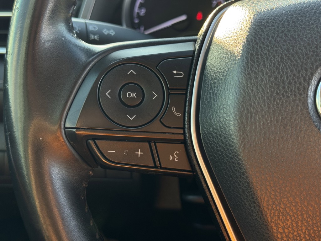 2018 Toyota Camry Image 15