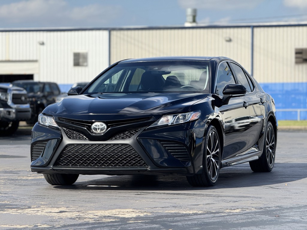 2018 Toyota Camry Image 5
