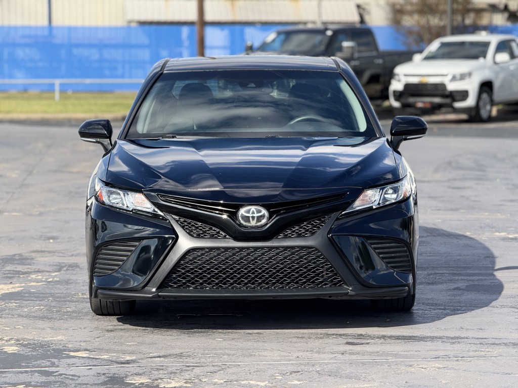 2018 Toyota Camry Image 6