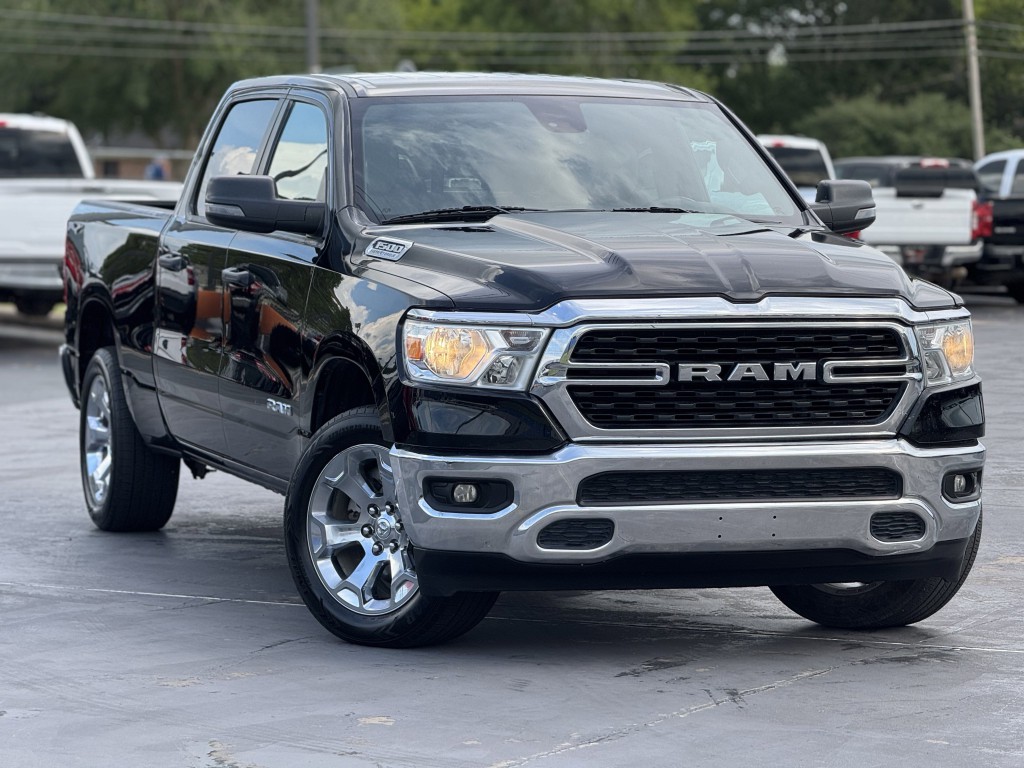 2023 RAM 1500 Image 3