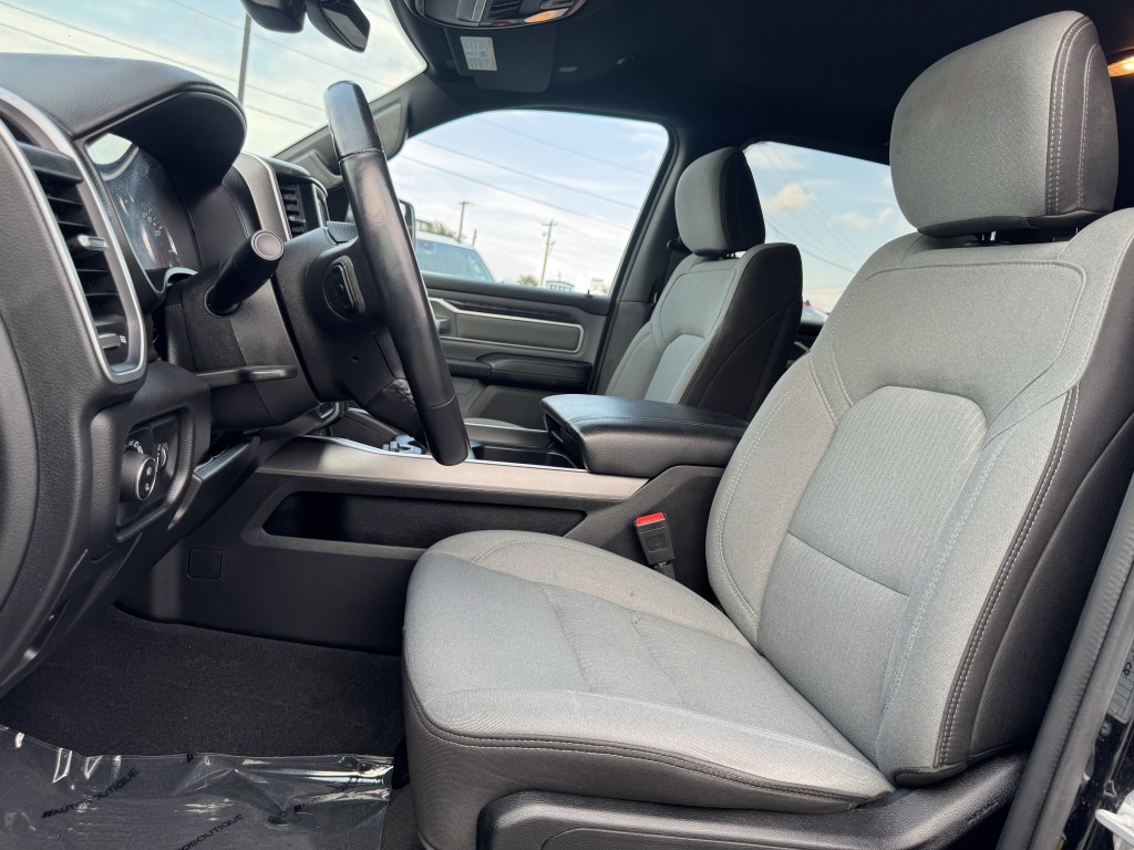 2023 RAM 1500 Image 24