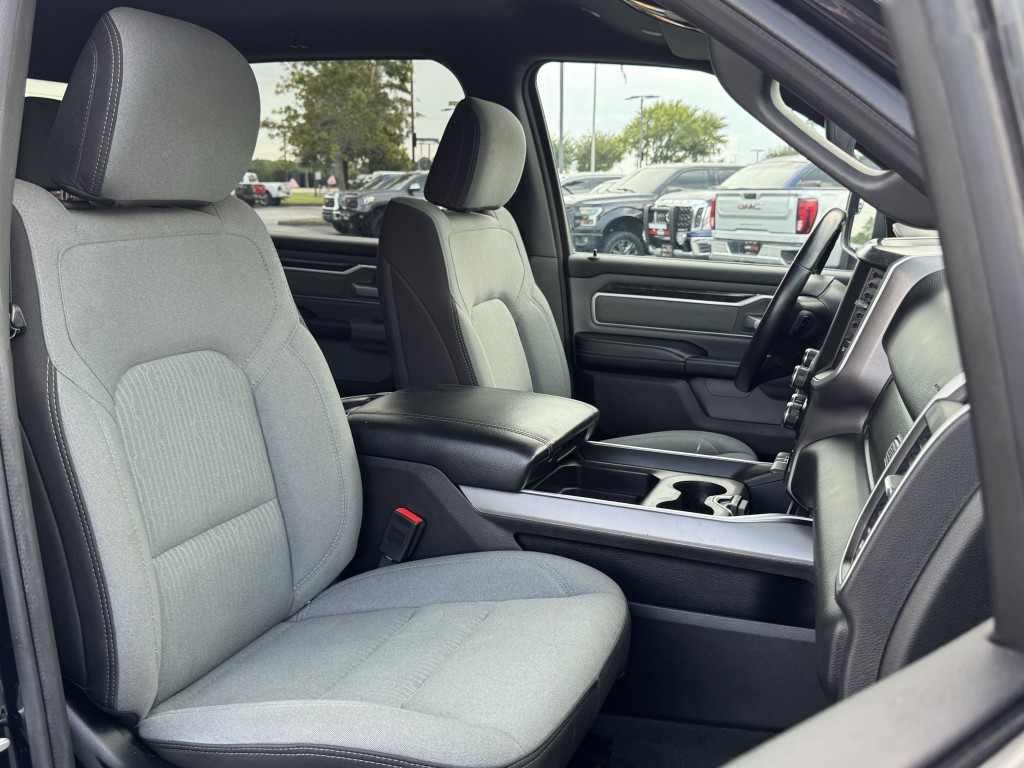 2023 RAM 1500 Image 25