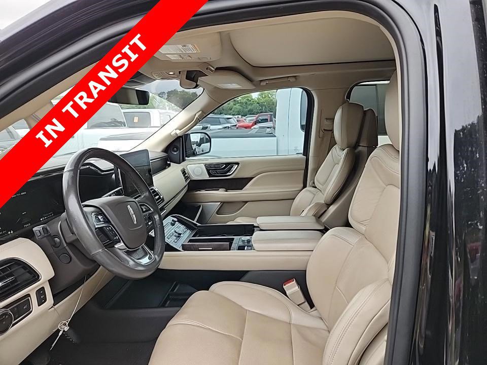 2020 Lincoln Navigator Image 8