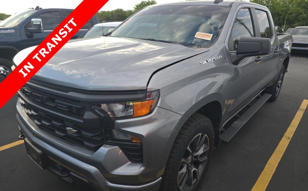 2024 Chevrolet Silverado 1500 Image 1