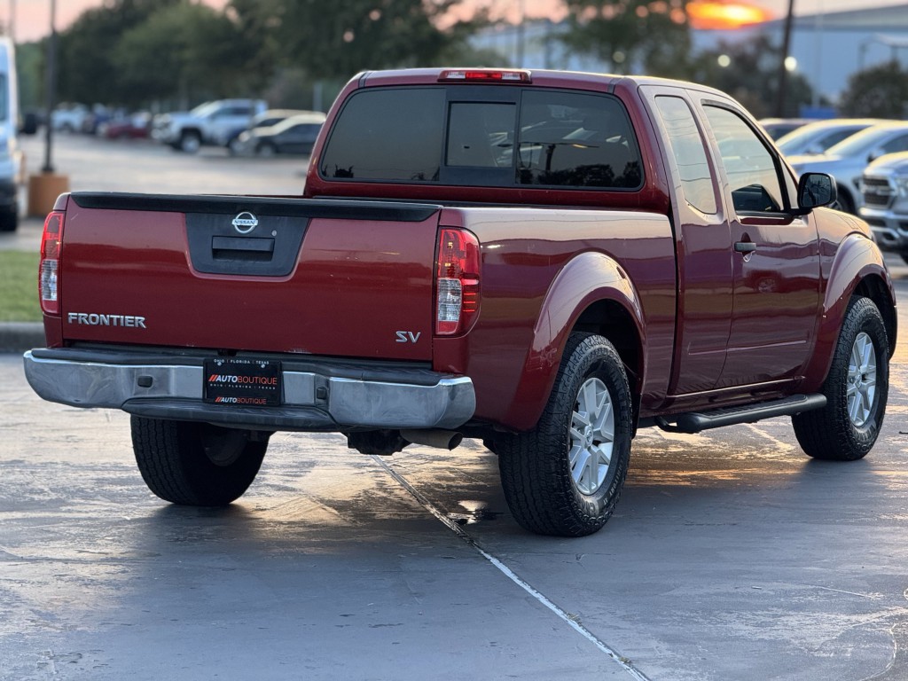 2016 Nissan Frontier Image 9