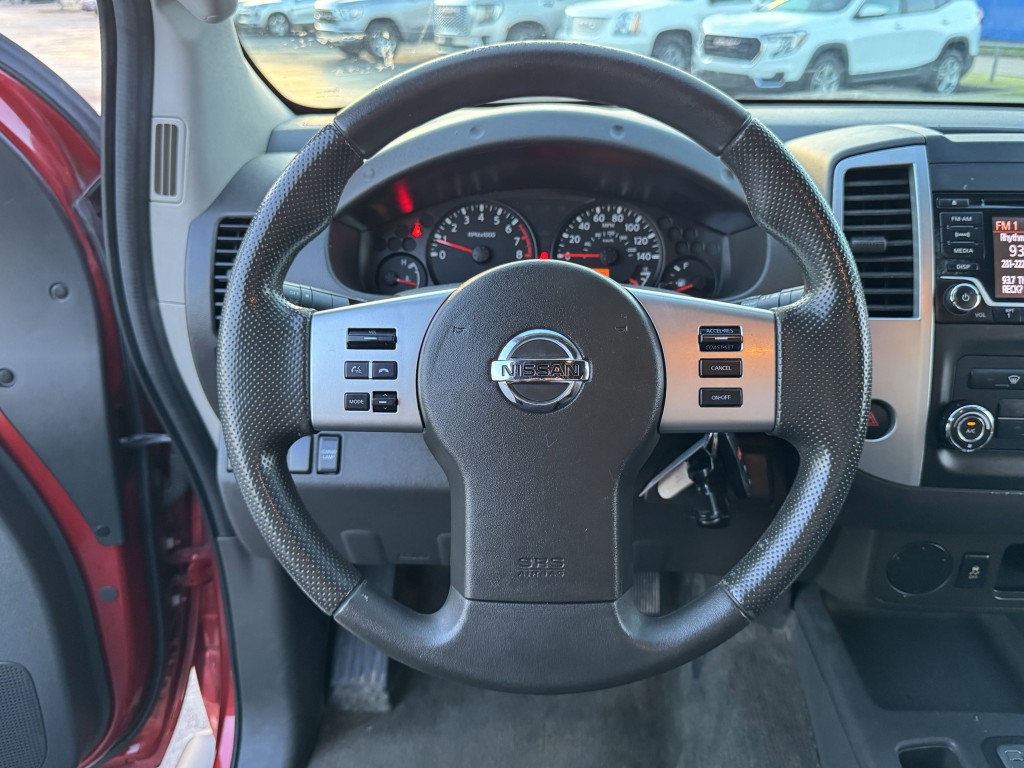 2016 Nissan Frontier Image 15