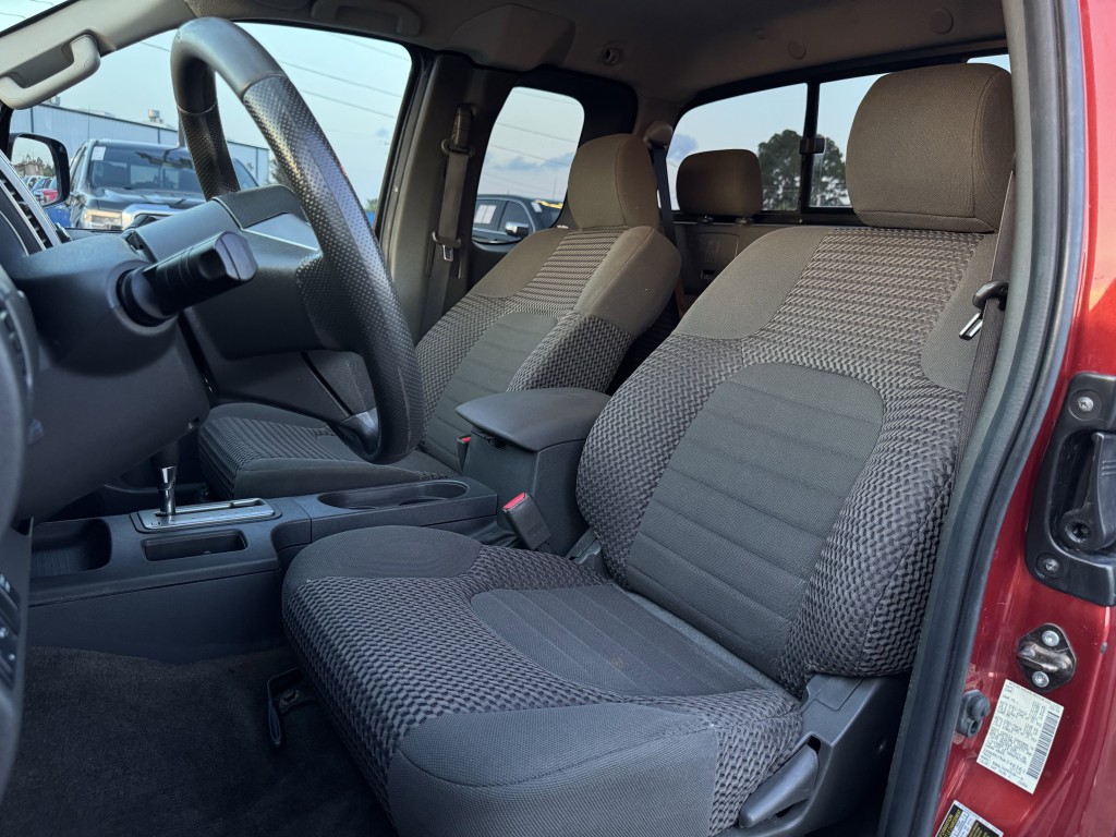 2016 Nissan Frontier Image 20