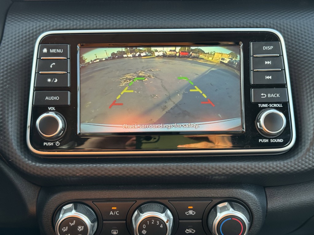 2023 Nissan Kicks Image 18