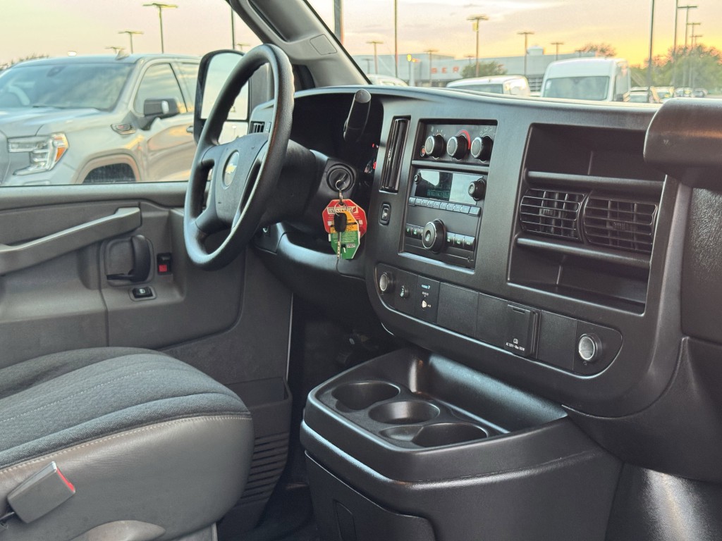 2023 Chevrolet Express Image 13