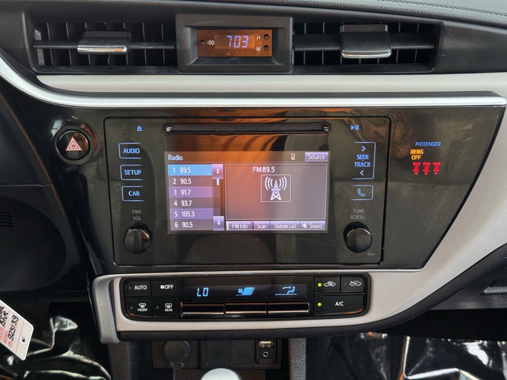2019 Toyota Corolla Image 15