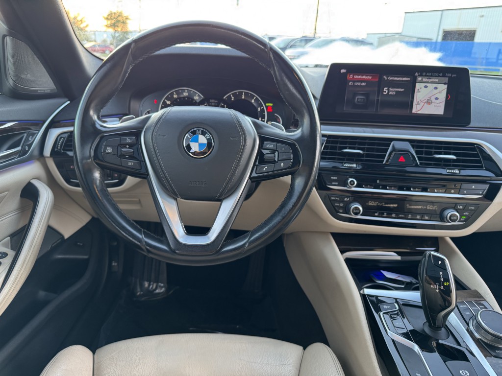 2017 BMW 5 Series Image 14