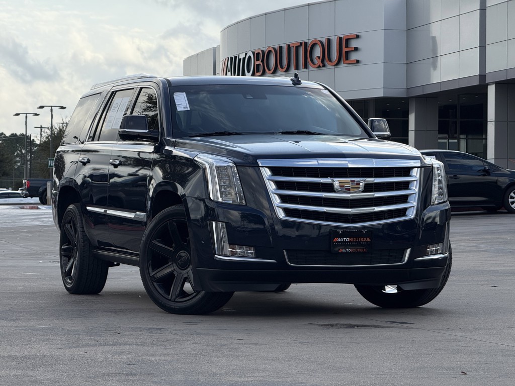 2017 Cadillac Escalade Image 3