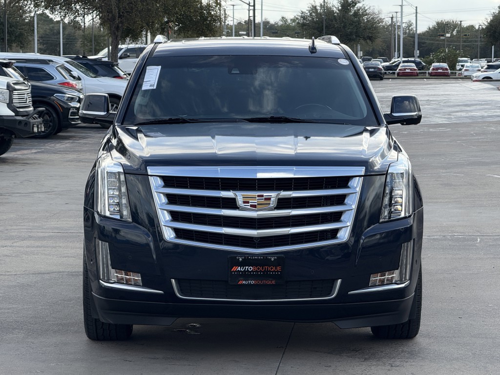 2017 Cadillac Escalade Image 6