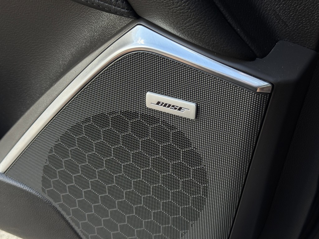 2017 Cadillac Escalade Image 30