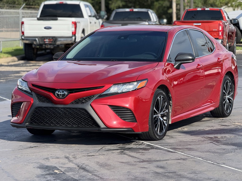 2019 Toyota Camry Image 5
