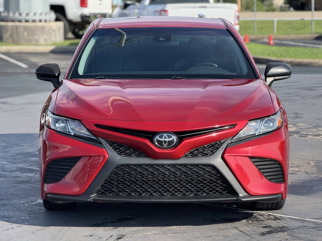 2019 Toyota Camry Image 6
