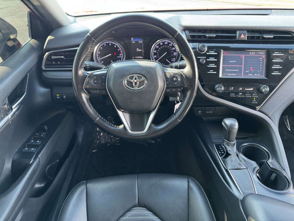 2019 Toyota Camry Image 13