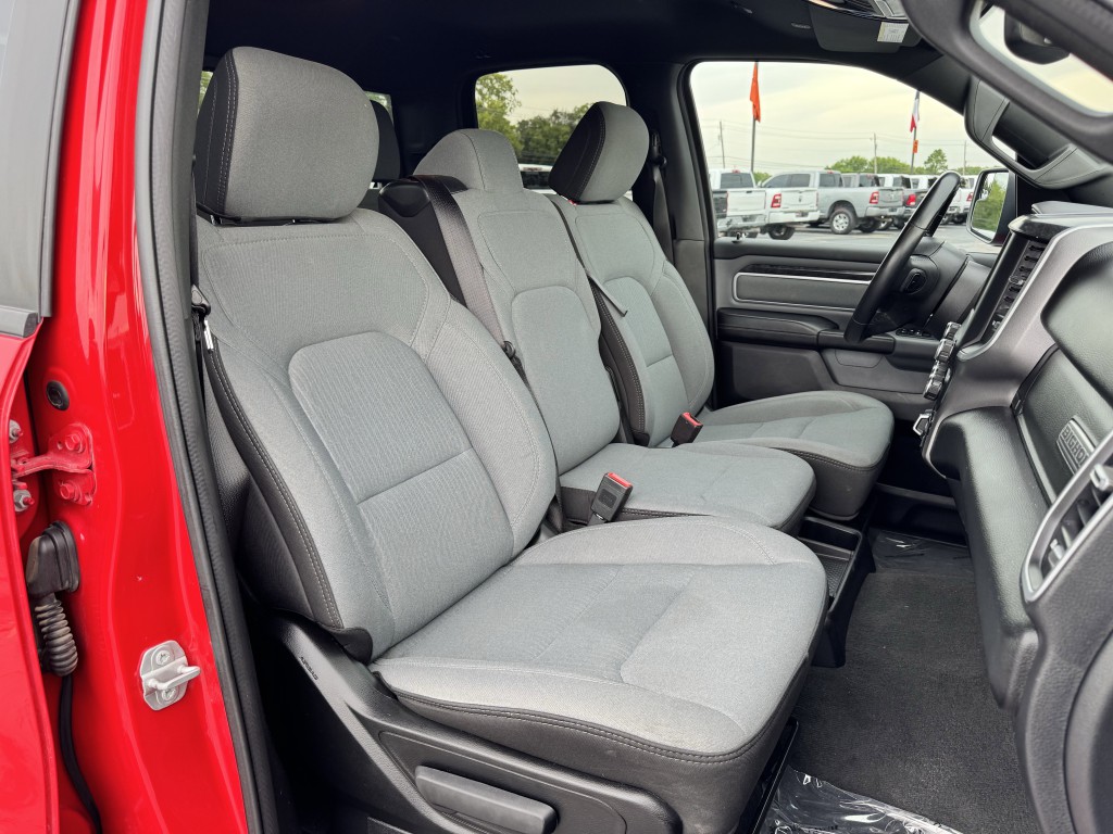 2023 RAM 1500 Image 25