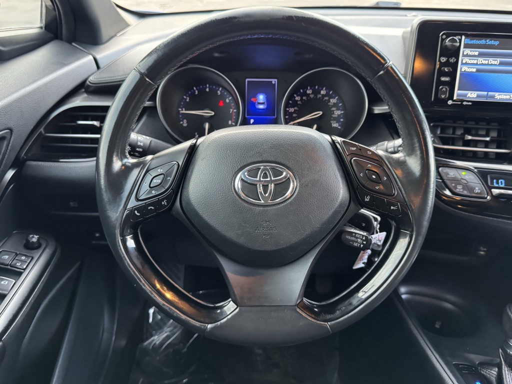2018 Toyota C-HR Image 14