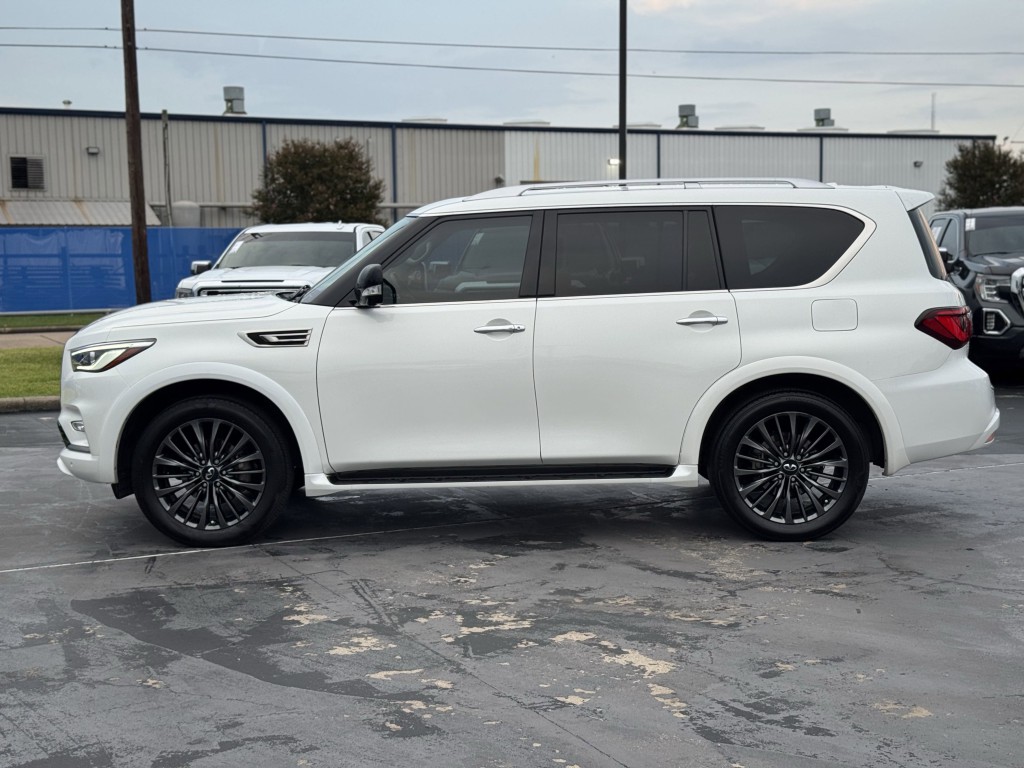 2022 INFINITI QX80 Image 12