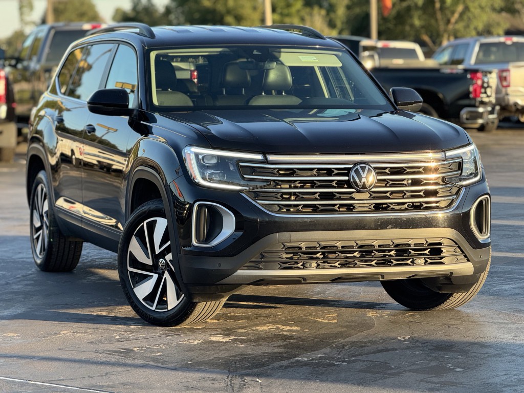 2024 Volkswagen Atlas Image 3