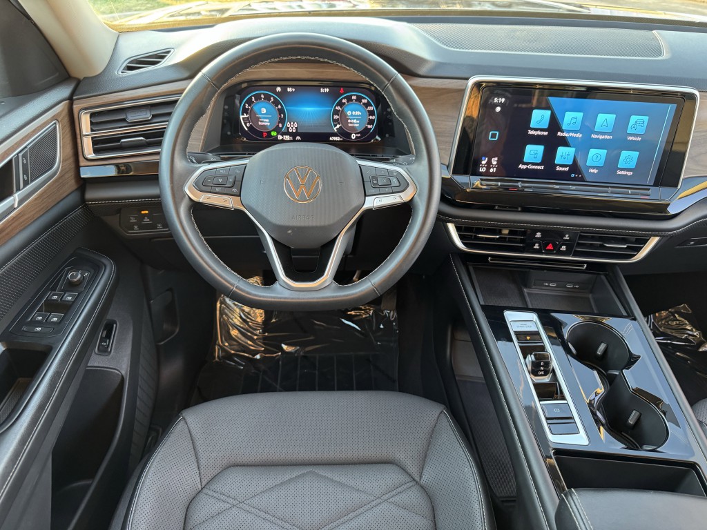 2024 Volkswagen Atlas Image 14