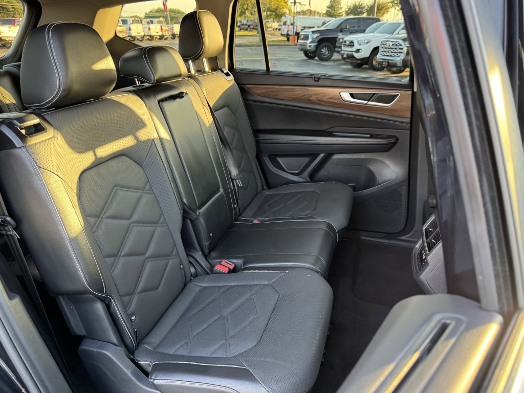 2024 Volkswagen Atlas Image 25
