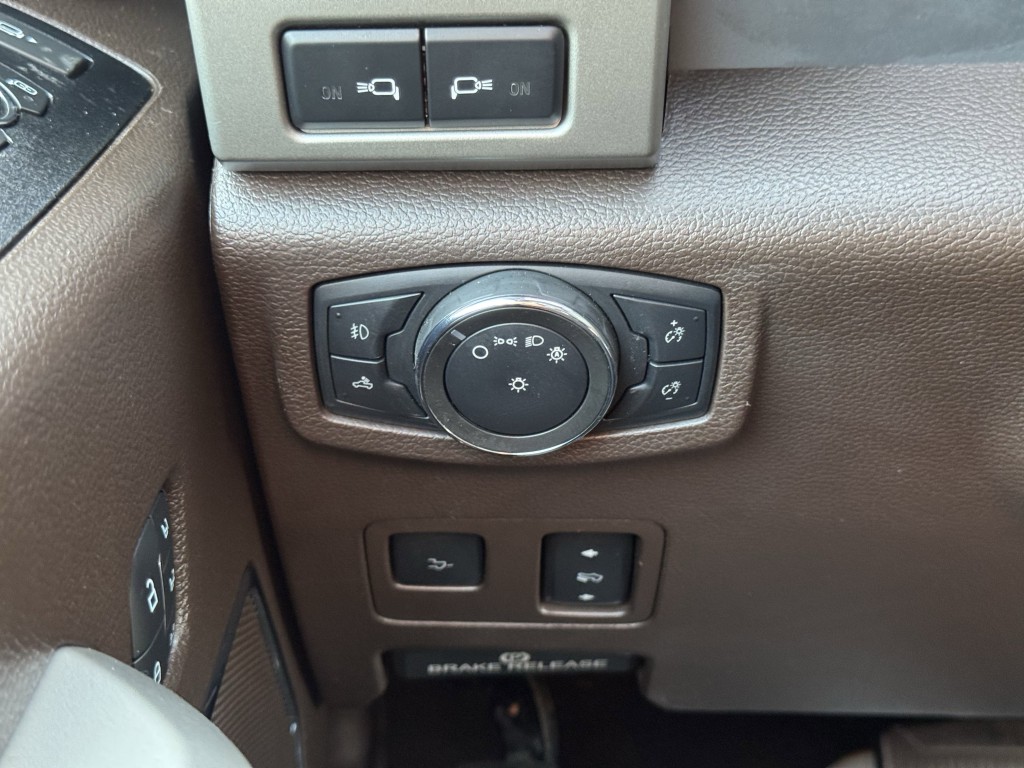2022 Ford F-250 Image 21