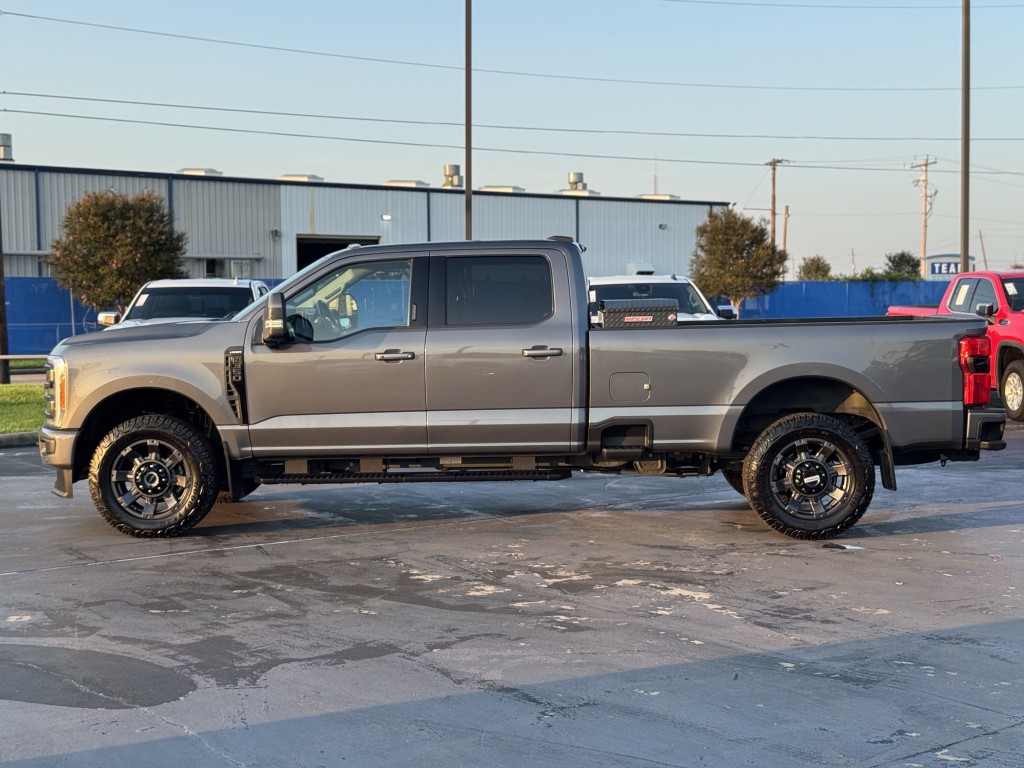 2023 Ford F-350 Image 8