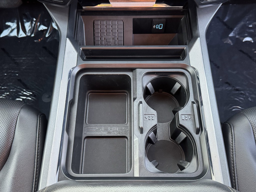2023 Ford F-350 Image 22