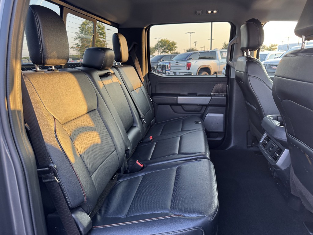2023 Ford F-350 Image 27