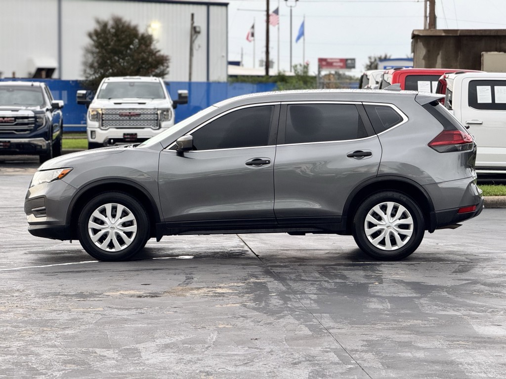 2020 Nissan Rogue Image 8