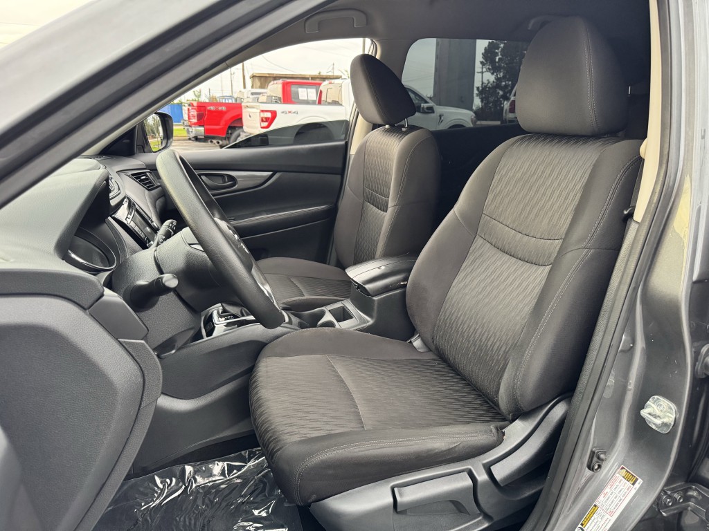 2020 Nissan Rogue Image 23