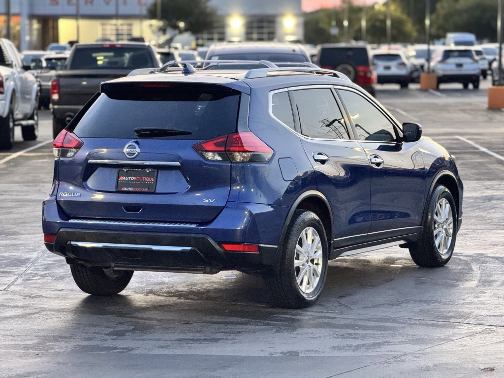 2017 Nissan Rogue Image 10