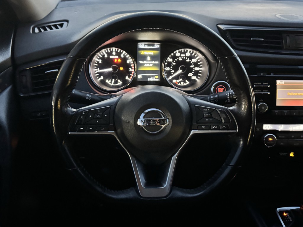 2017 Nissan Rogue Image 15