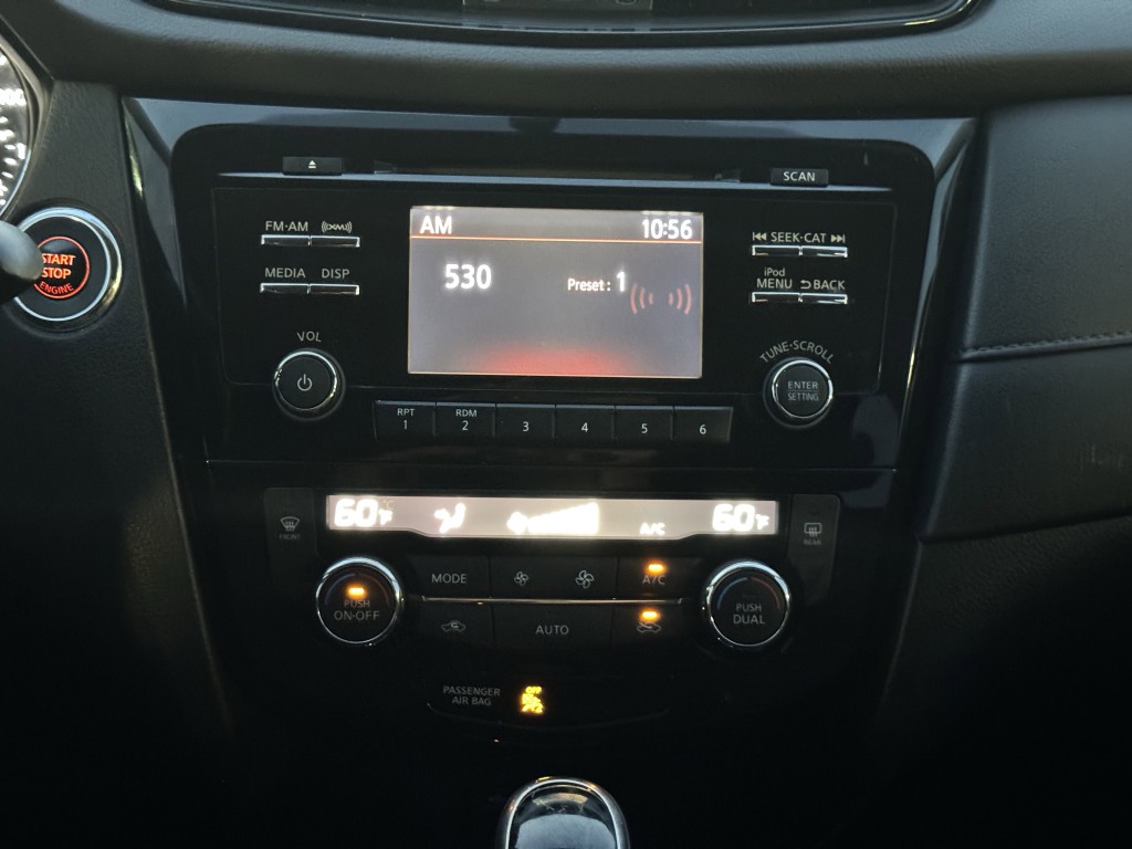 2017 Nissan Rogue Image 19