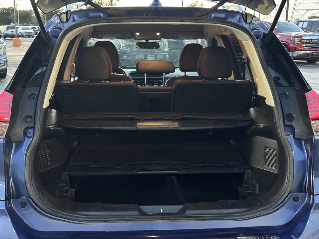 2017 Nissan Rogue Image 27