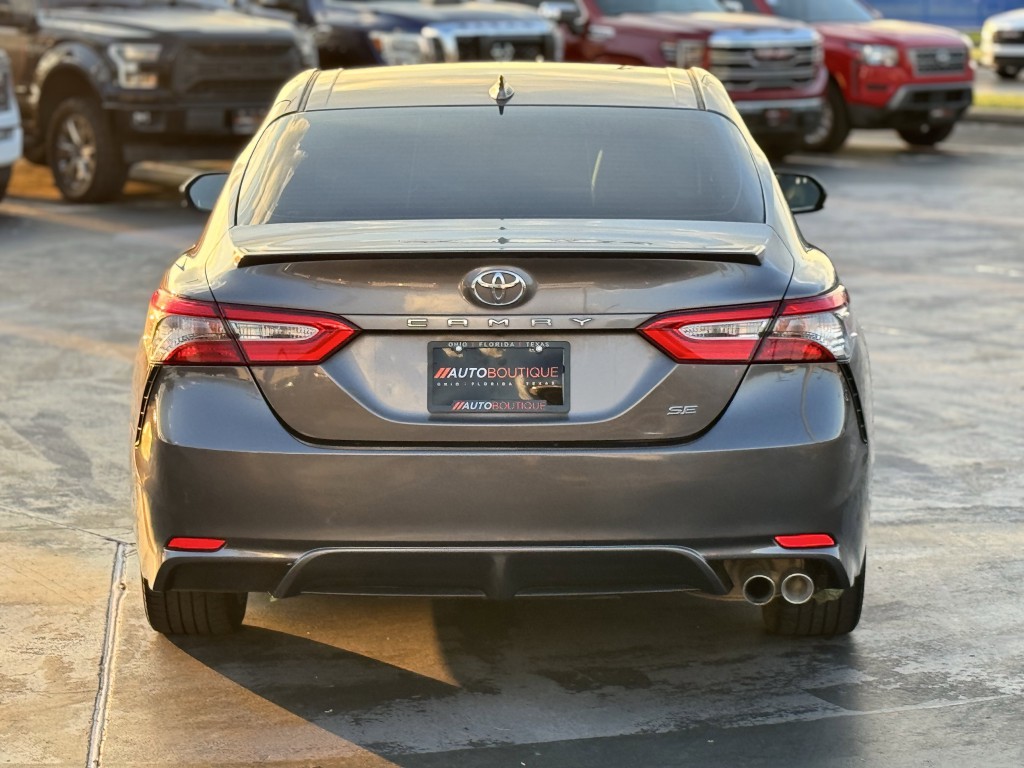 2019 Toyota Camry Image 6