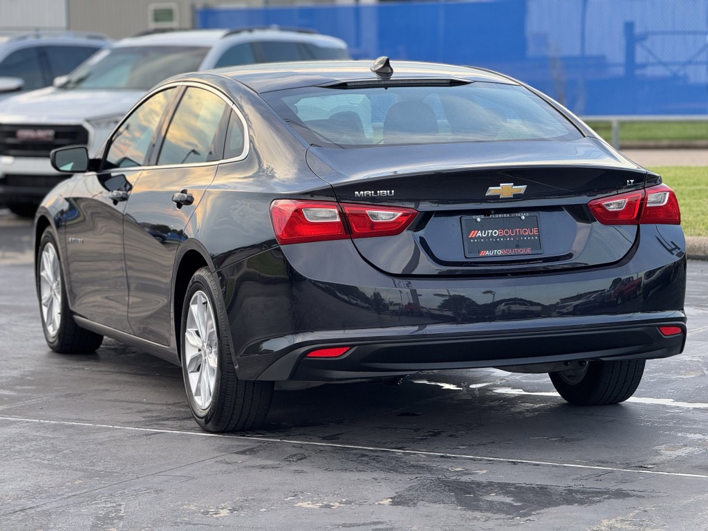2023 Chevrolet Malibu Image 8
