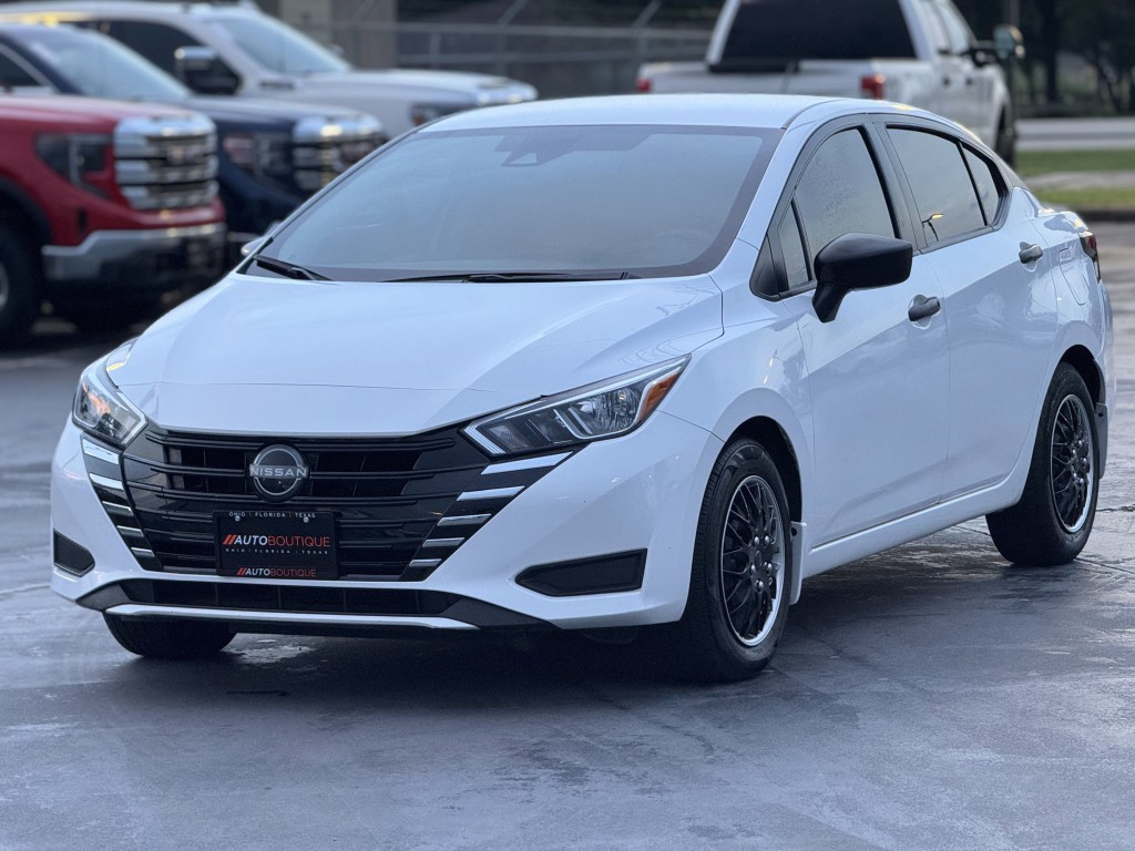2024 Nissan Versa Image 5