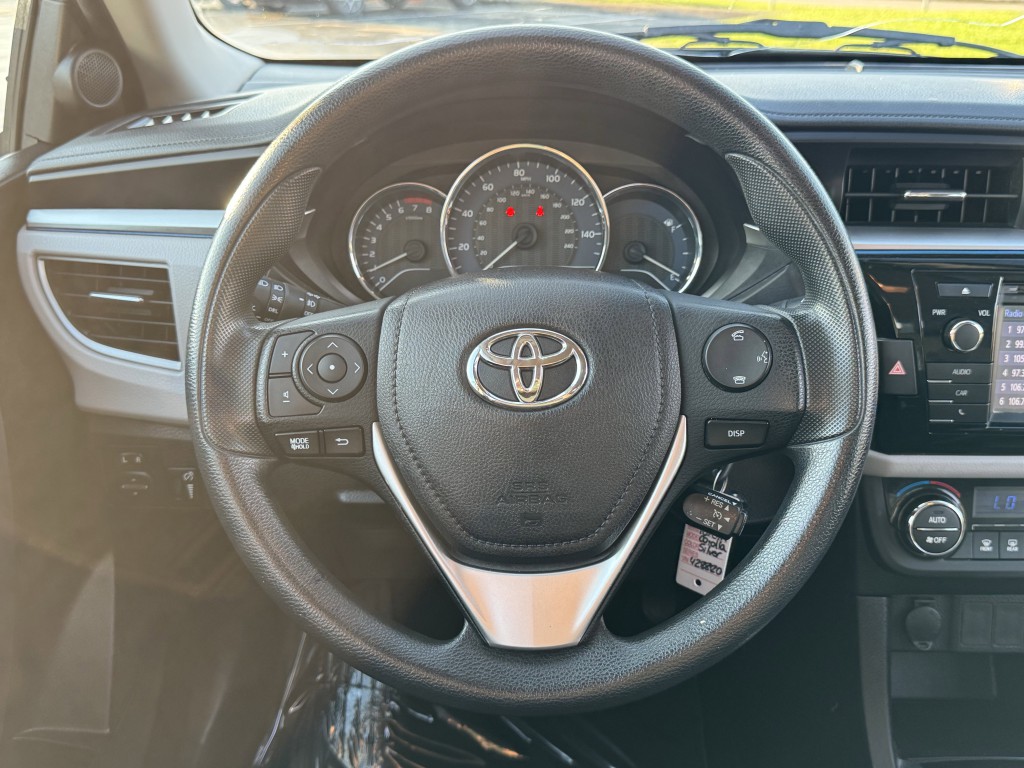 2016 Toyota Corolla Image 15