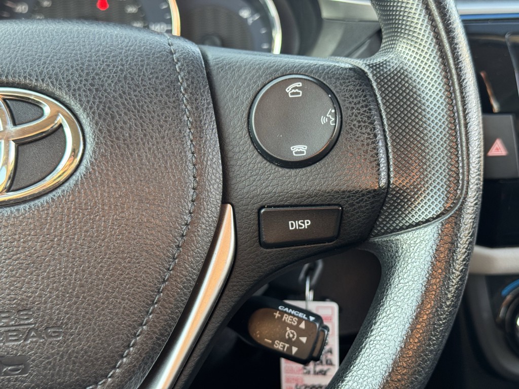 2016 Toyota Corolla Image 17